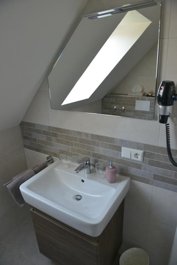 Gaestehaus Rothert ブラームシェ エクステリア 写真